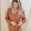 overslagjurk dames cognac