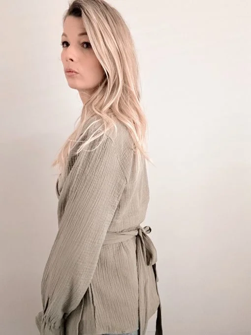Grüne Wickelbluse Damen